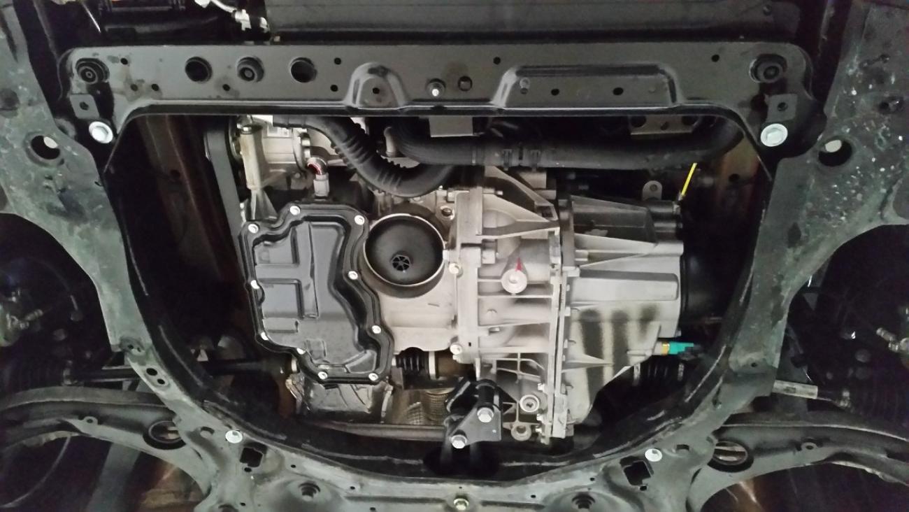 Engine skid plate Nissan Micra - 4