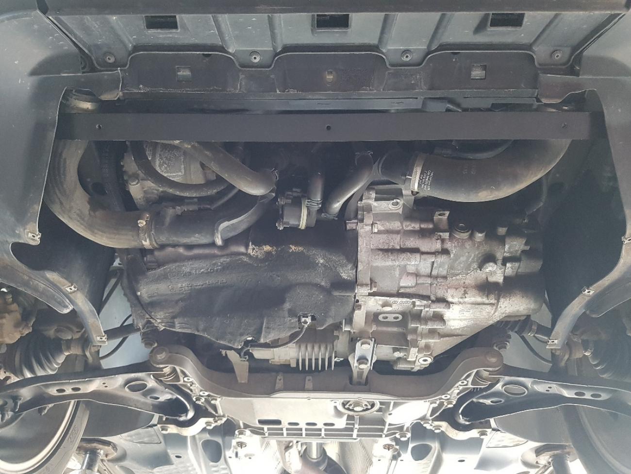 Engine skid plate VW Tiguan (2008 - 2015) - 4