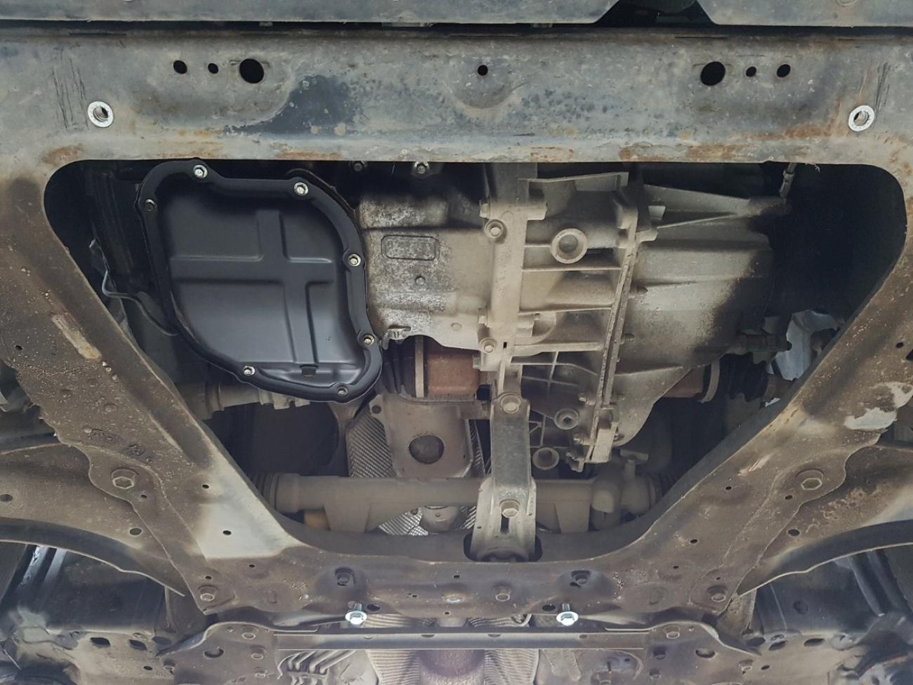 Engine skid plate Nissan Juke - 4