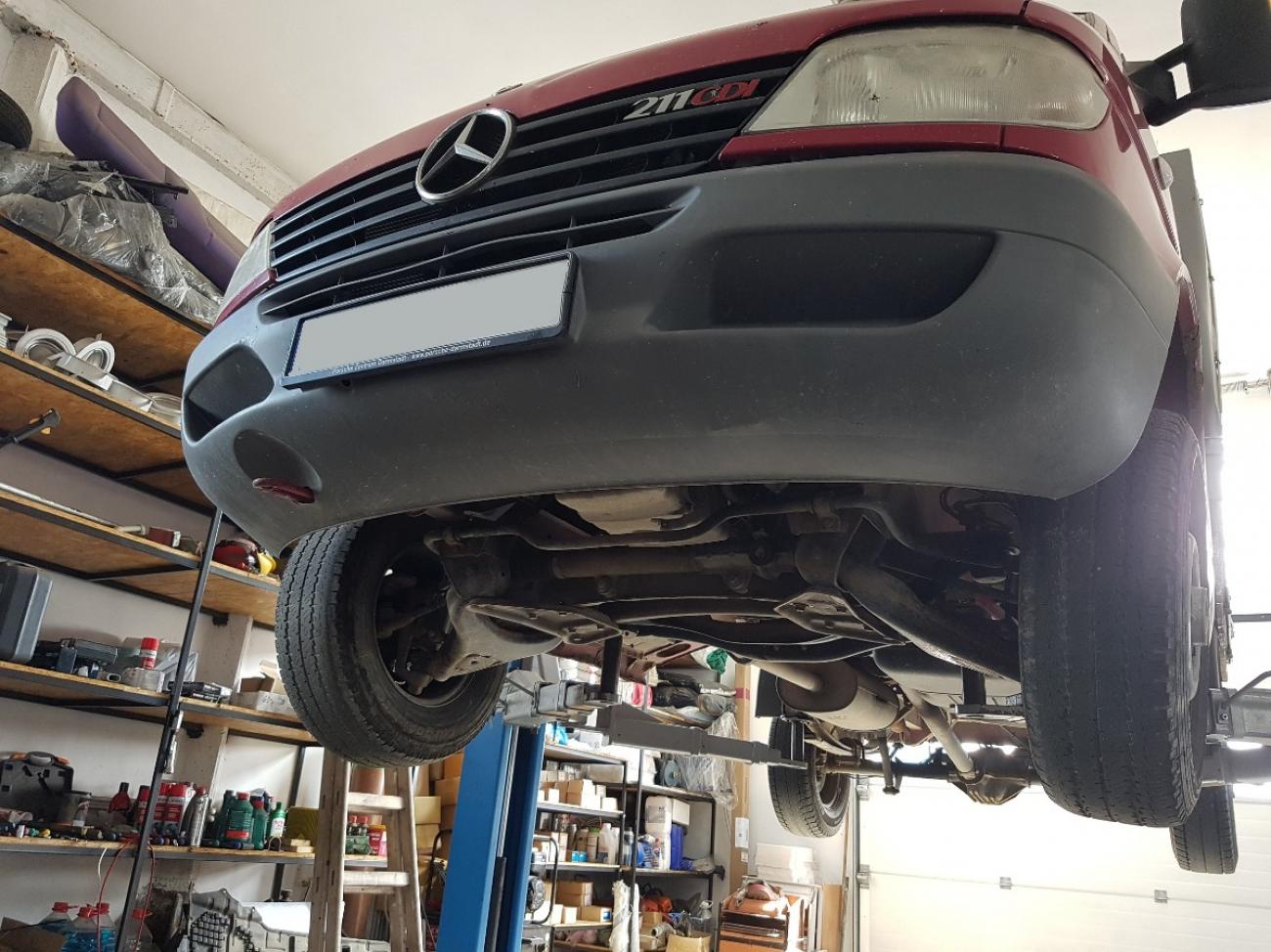 Engine skid plate Mercedes Sprinter - 7