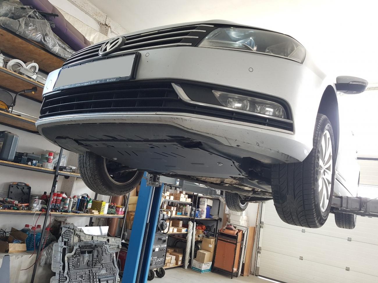 Engine skid plate VW Passat CC - 7