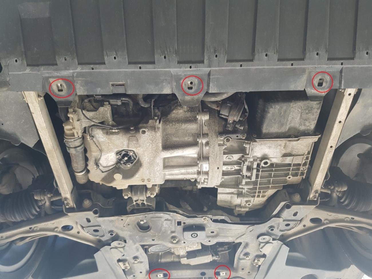 Engine skid plate Mercedes B-Class W246 - 4