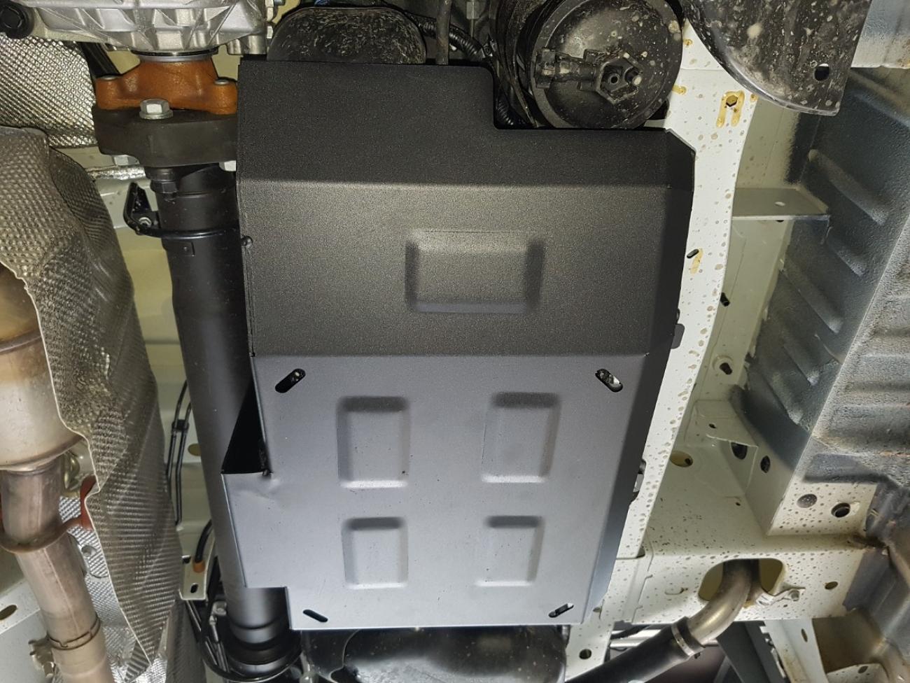 AdBlue tank skid plate Ford Transit - 4
