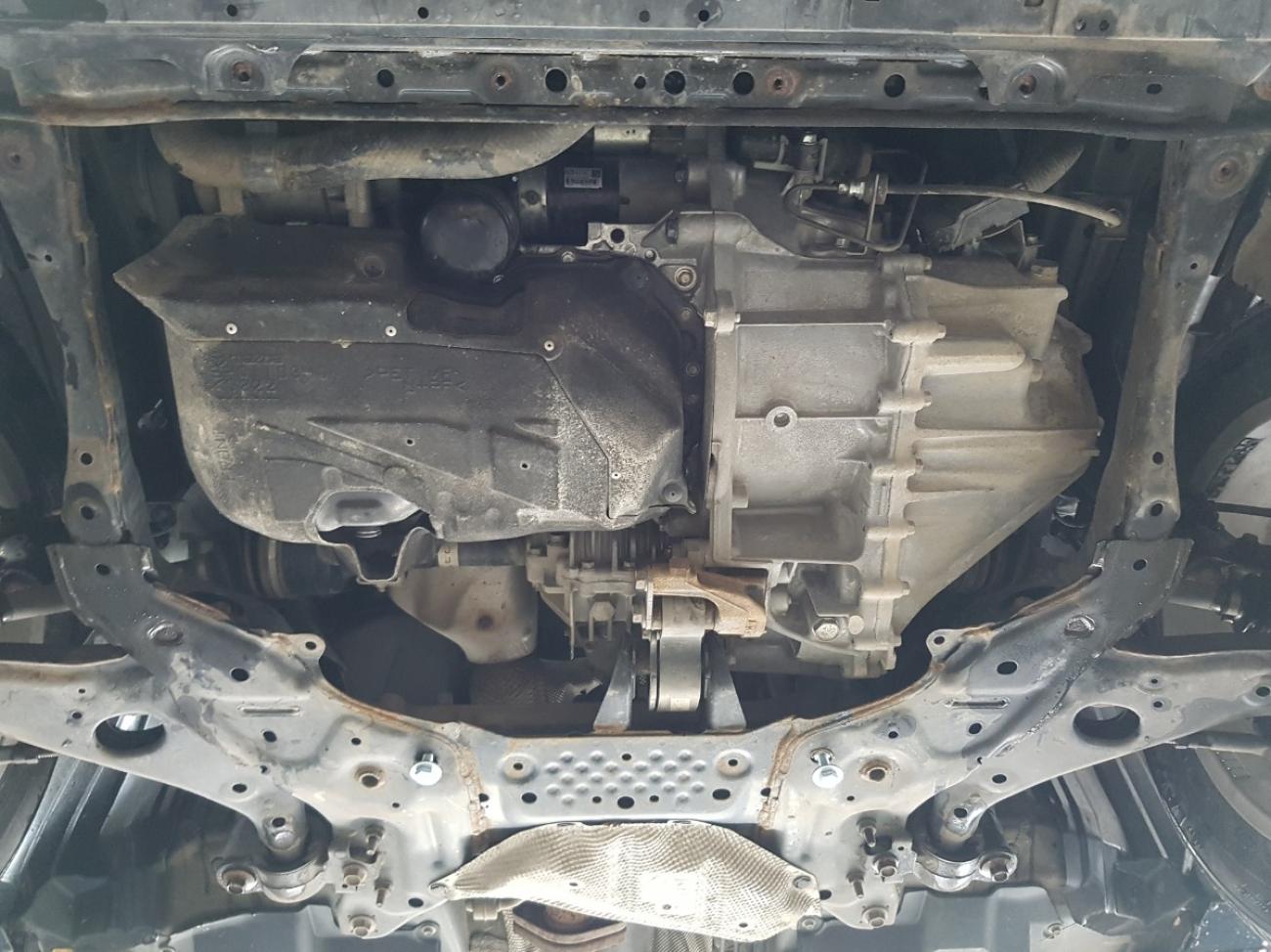 Engine skid plate Mazda Atenza - 4