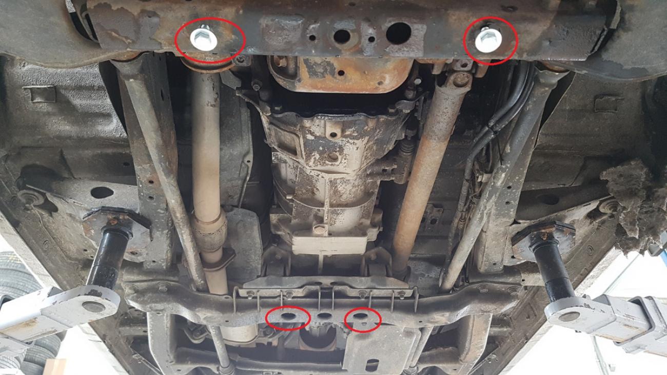 Gearbox skid plate for Mitsubishi Pajero 3 (V60, V70) - 3