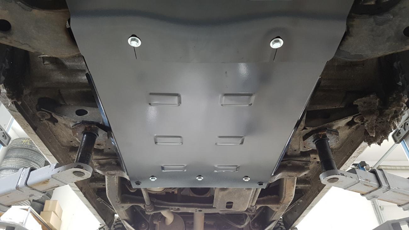 Gearbox skid plate for Mitsubishi Pajero 3 (V60, V70) - 5