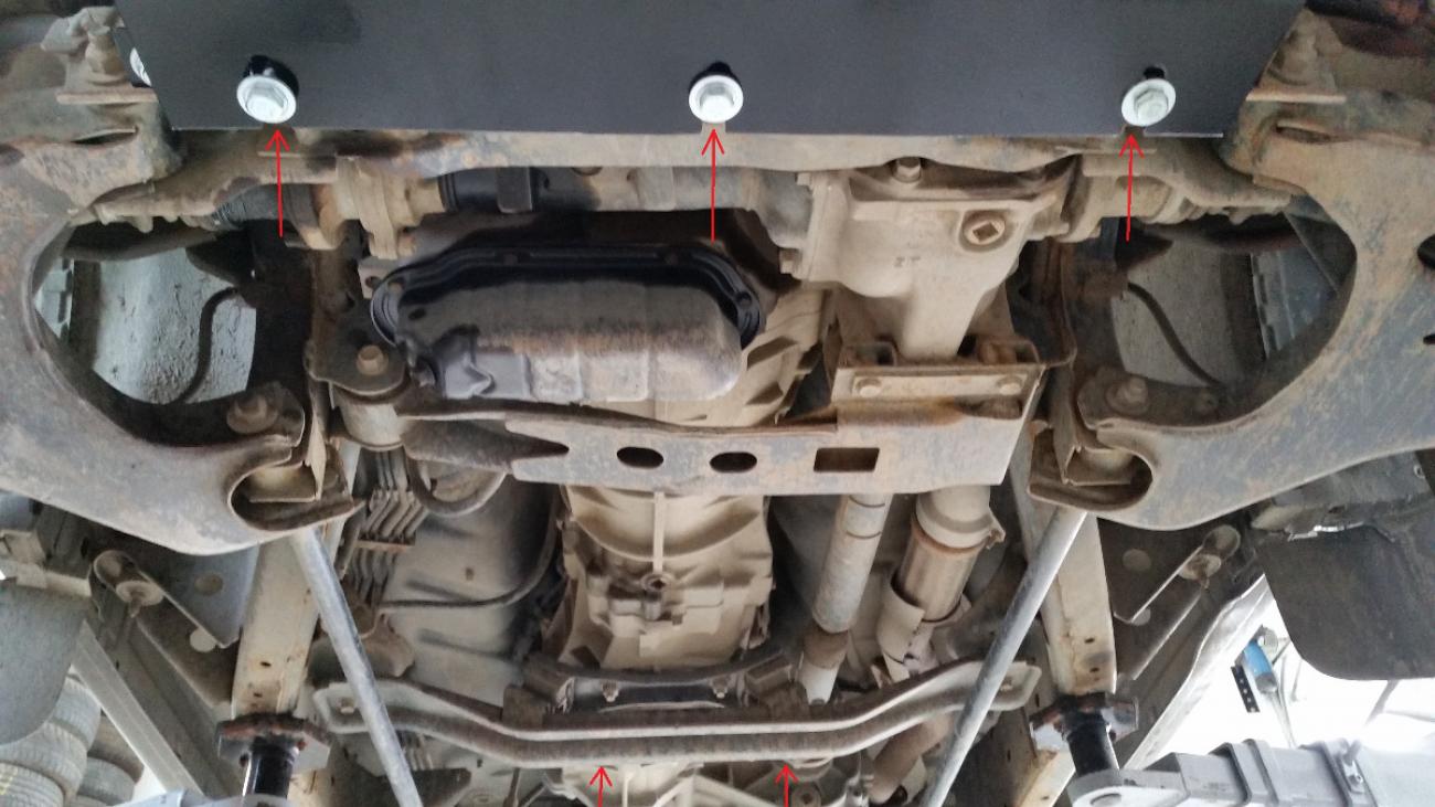 Gearbox skid plate Nissan Navara D22 - 3
