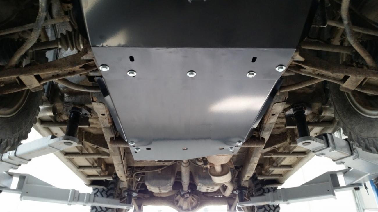 Gearbox skid plate for Mitsubishi Pajero Pinin - 4