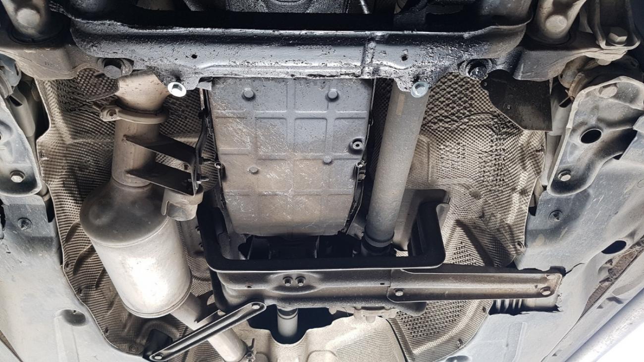 Engine skid plate Mercedes ML W164 - 7