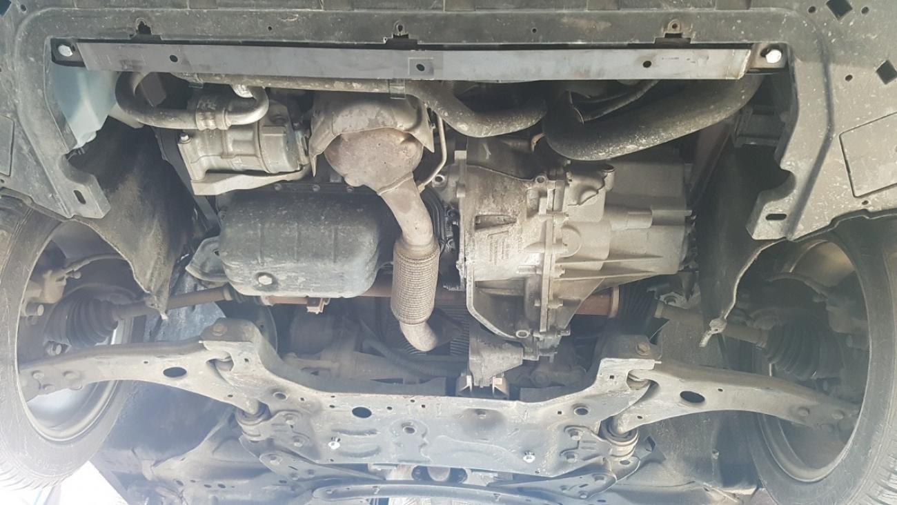 Engine skid plate Volvo V40 - 4