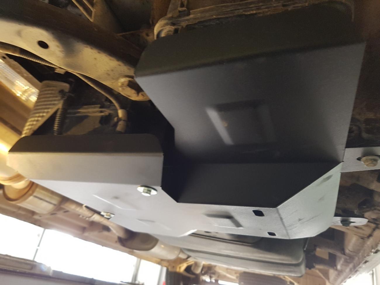 AdBlue tank skid plate Vw Crafter - 5
