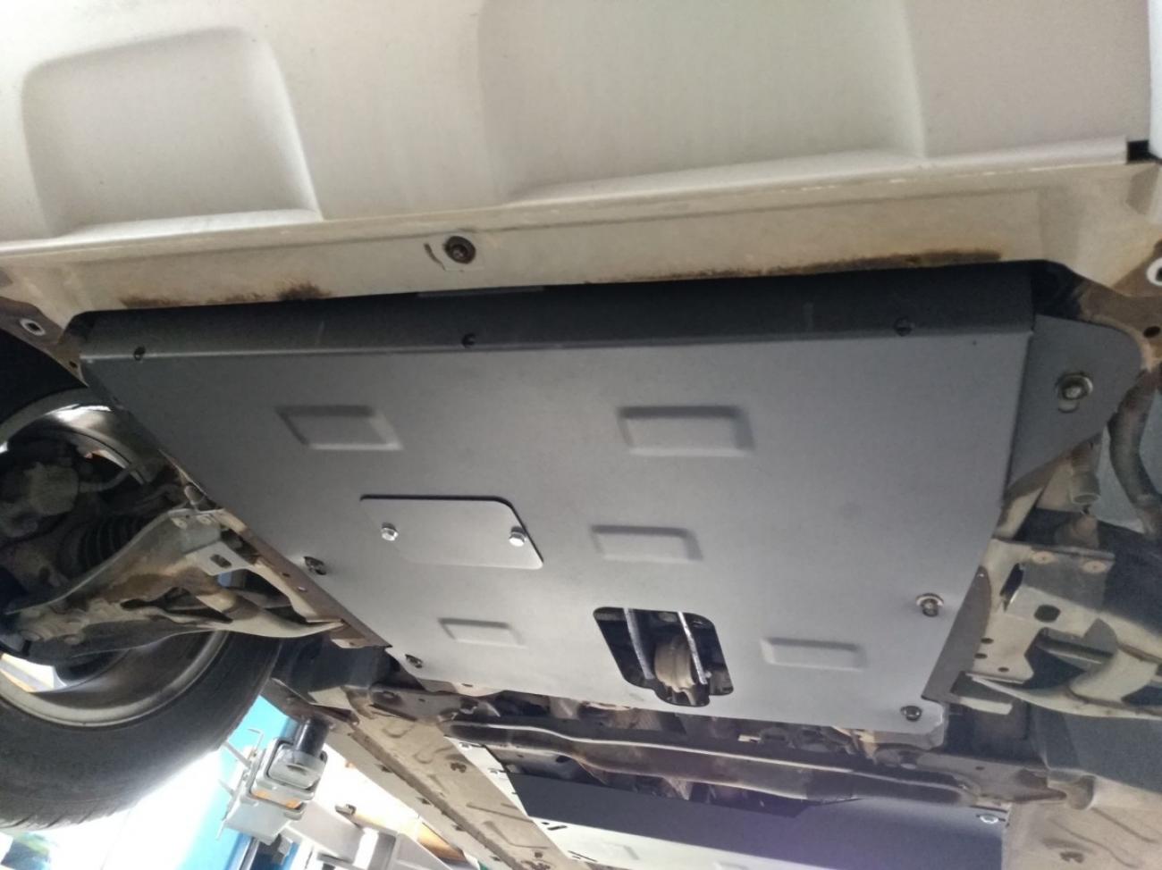 Engine skid plate Dacia Duster - 3