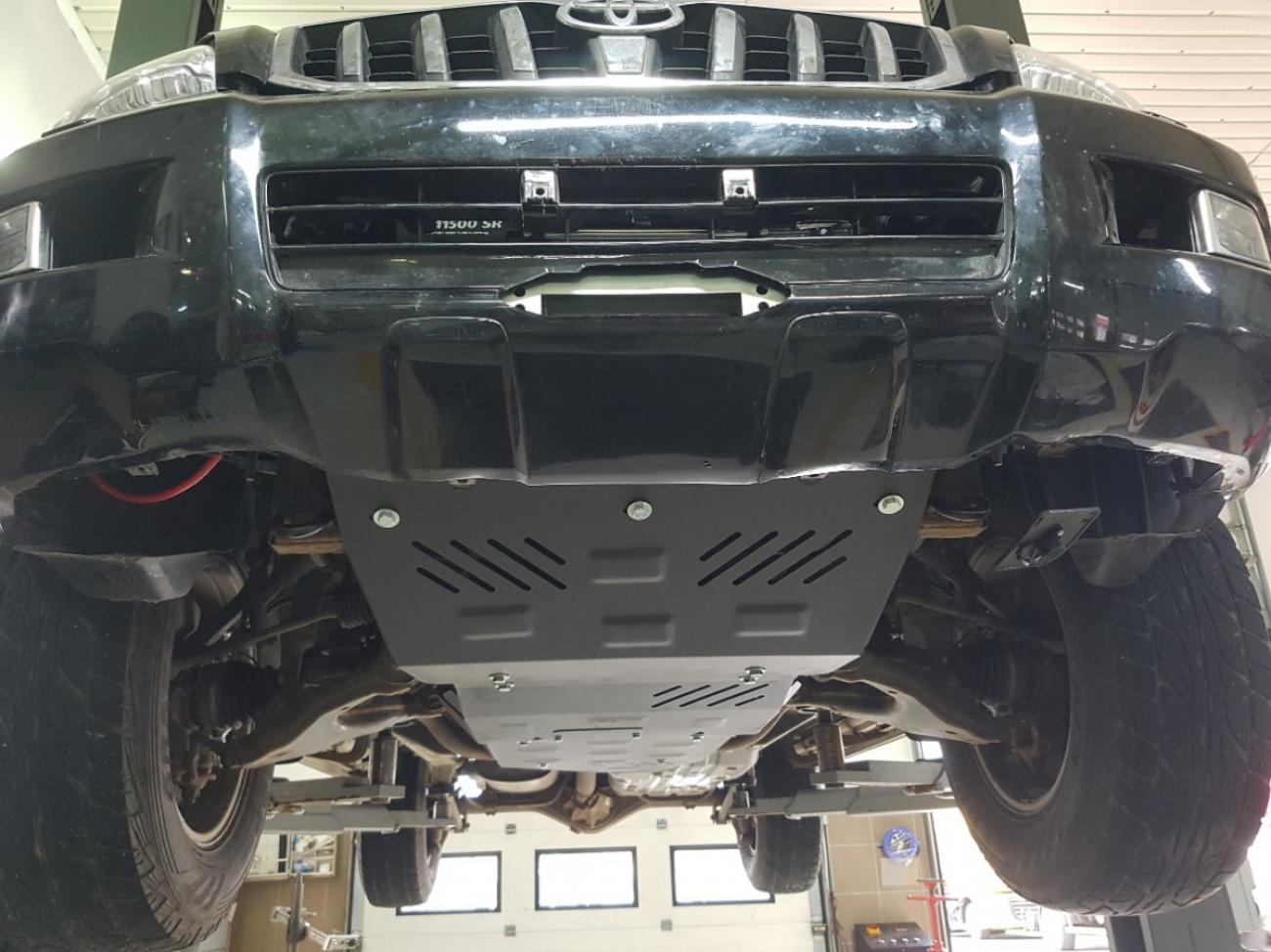 Engine skid plate Toyota Land Cruiser 150 - 12