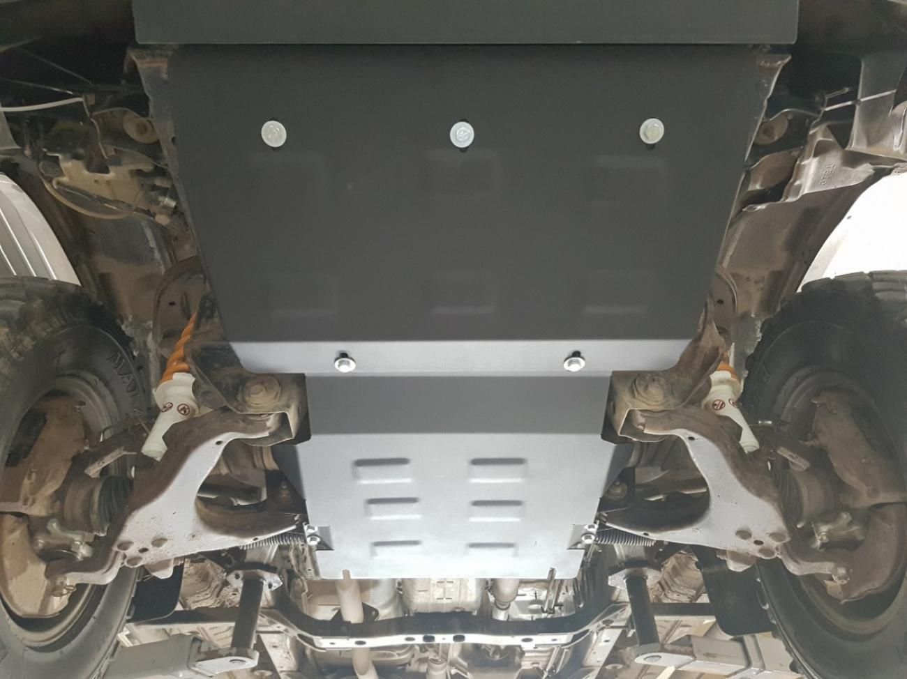 Engine skid plate Toyota Land Cruiser J90 - 5