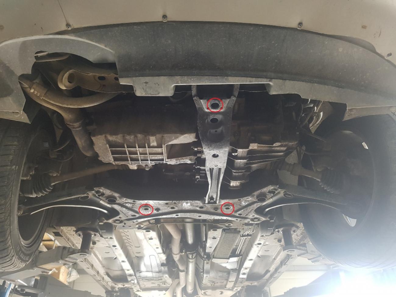 Engine skid plate Jeep Patriot - 3
