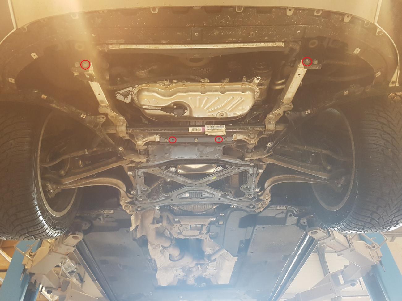 Engine skid plate Porsche Cayenne - 4