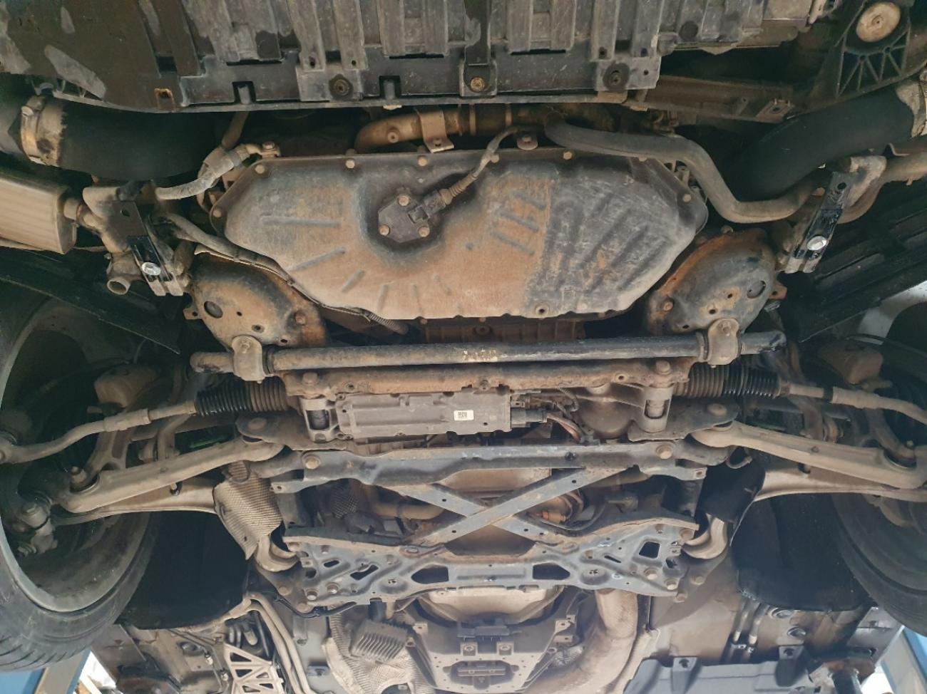 Gearbox skid plate for Audi A8 - 3