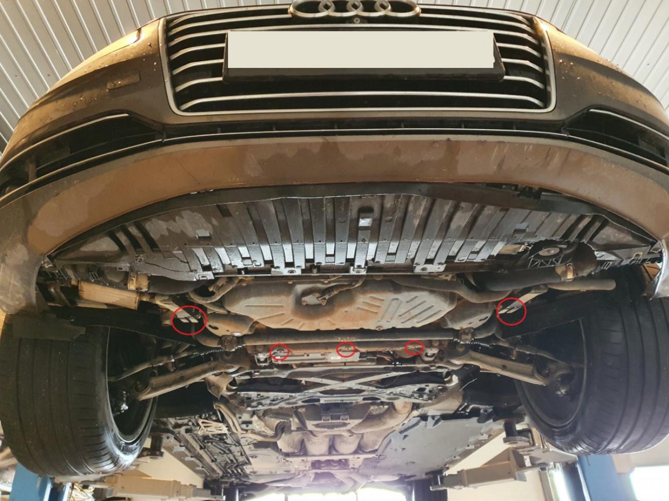 Engine skid plate Audi A8 - 4