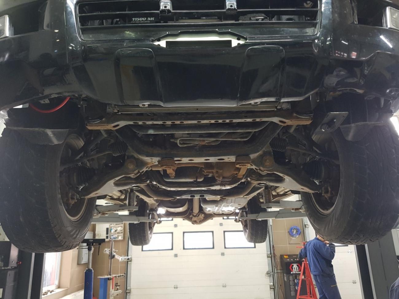 Engine skid plate Lexus GX - 5
