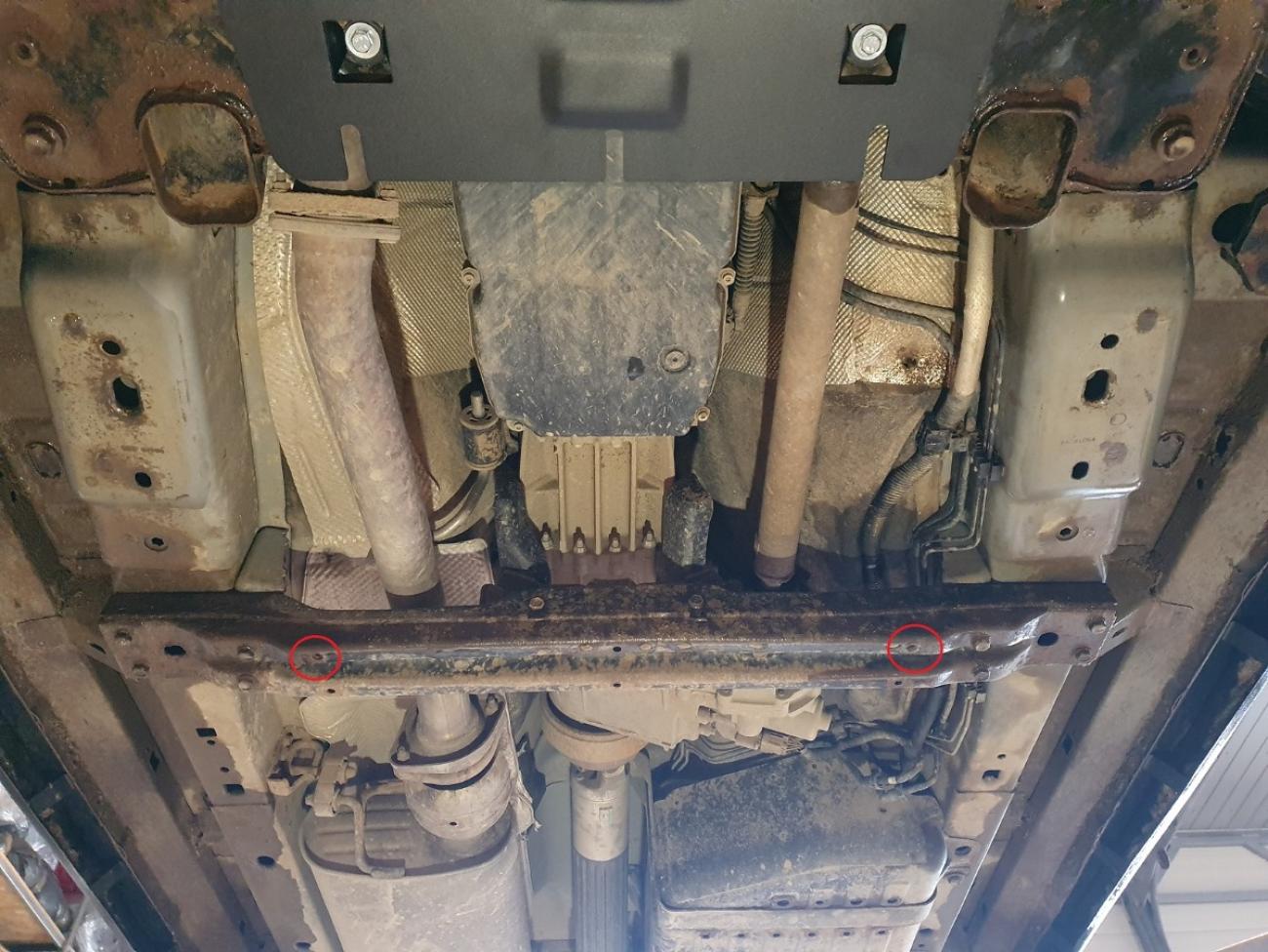 Gearbox skid plate for Jeep Grand Cherokee - 3