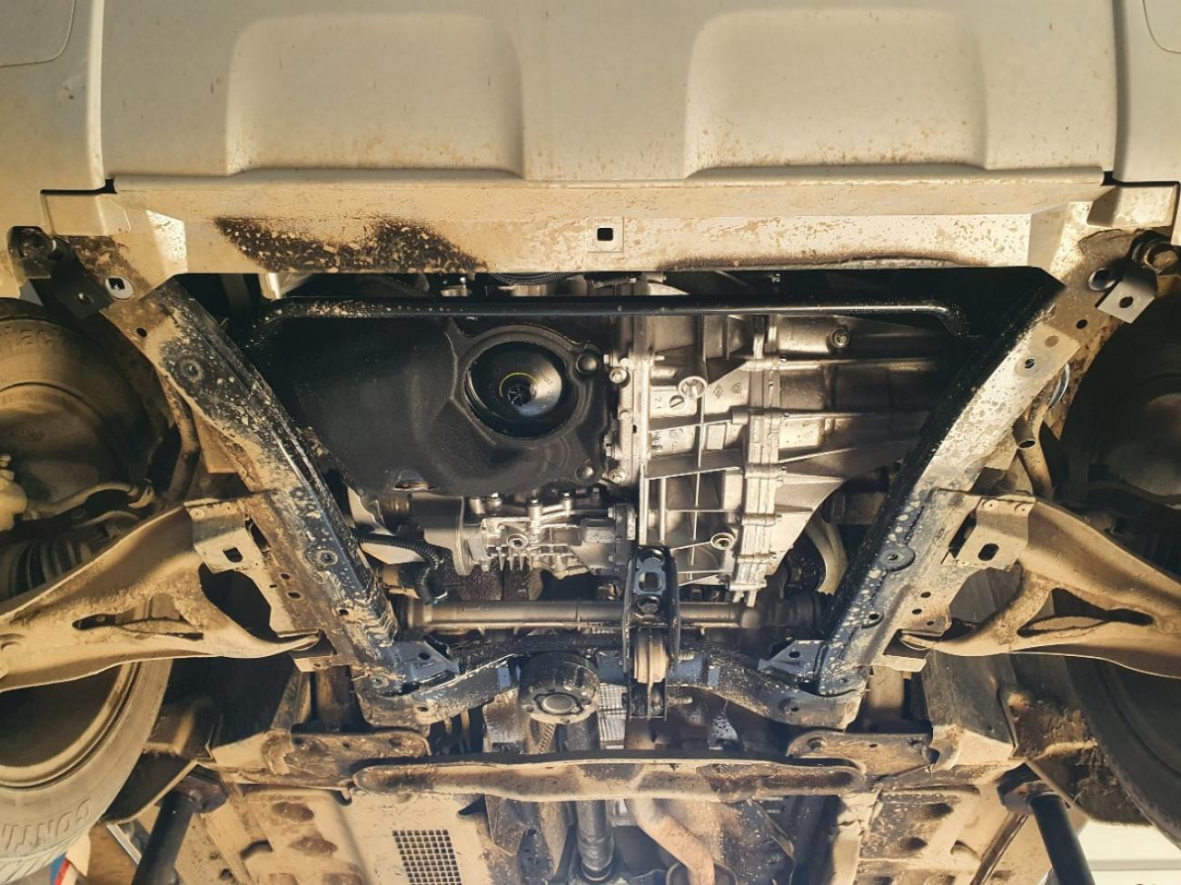 Aluminum engine skid plate Dacia Duster - 9