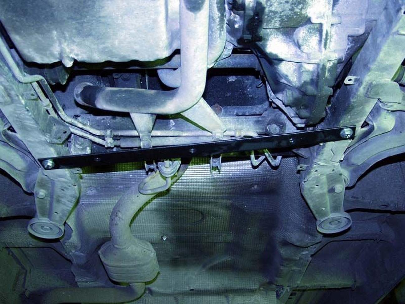 Engine and gearbox skid plate Mercedes Vito - 4