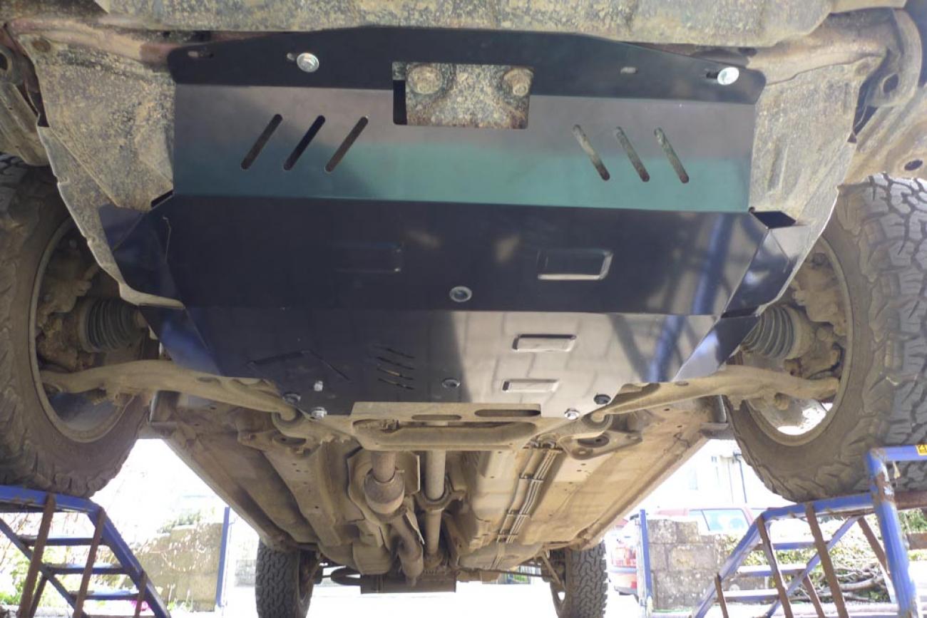 Engine skid plate Nissan X-Trail T30 - 4