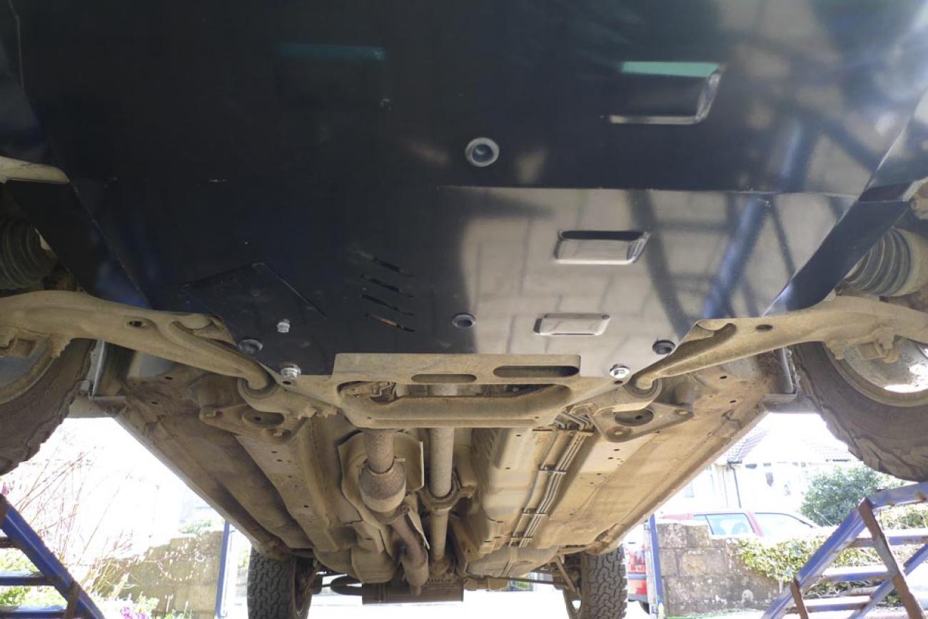 Engine skid plate Nissan X-Trail T30 - 6