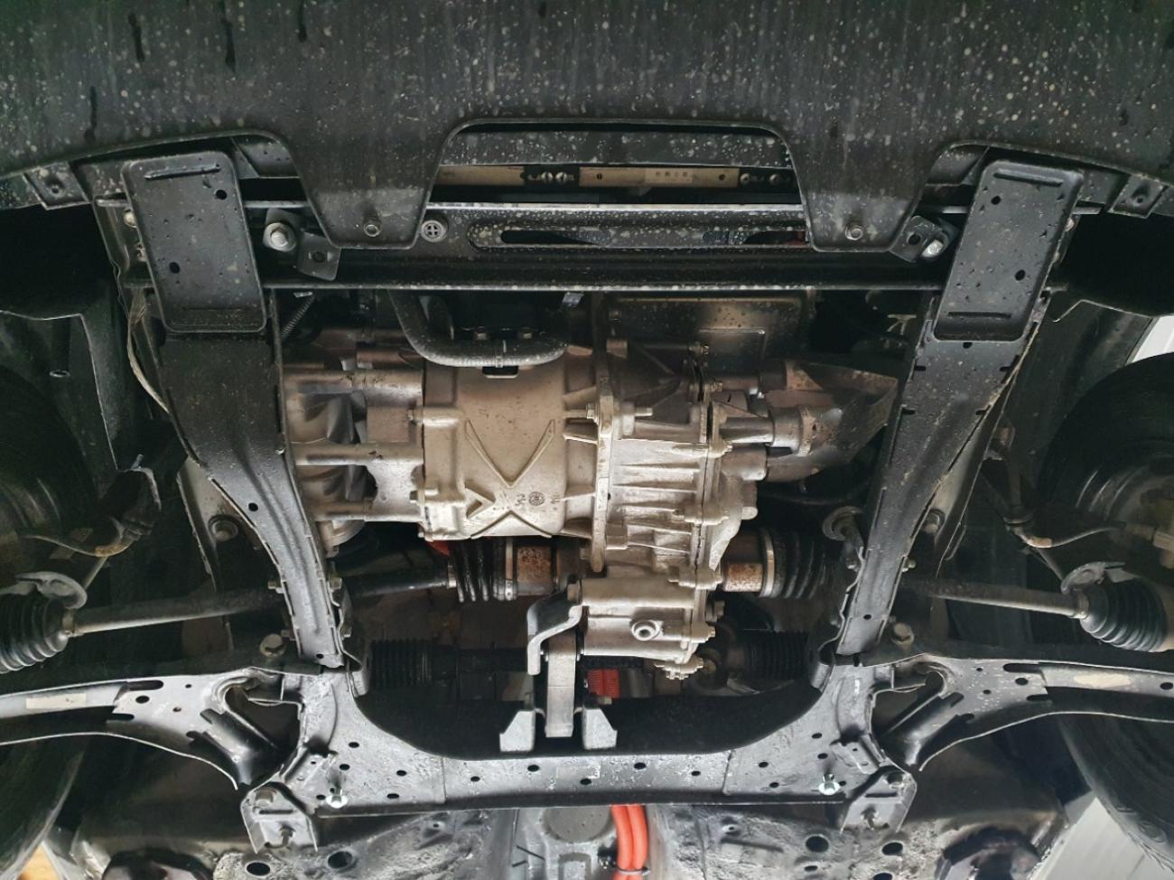 Engine skid plate Dacia Spring - 4
