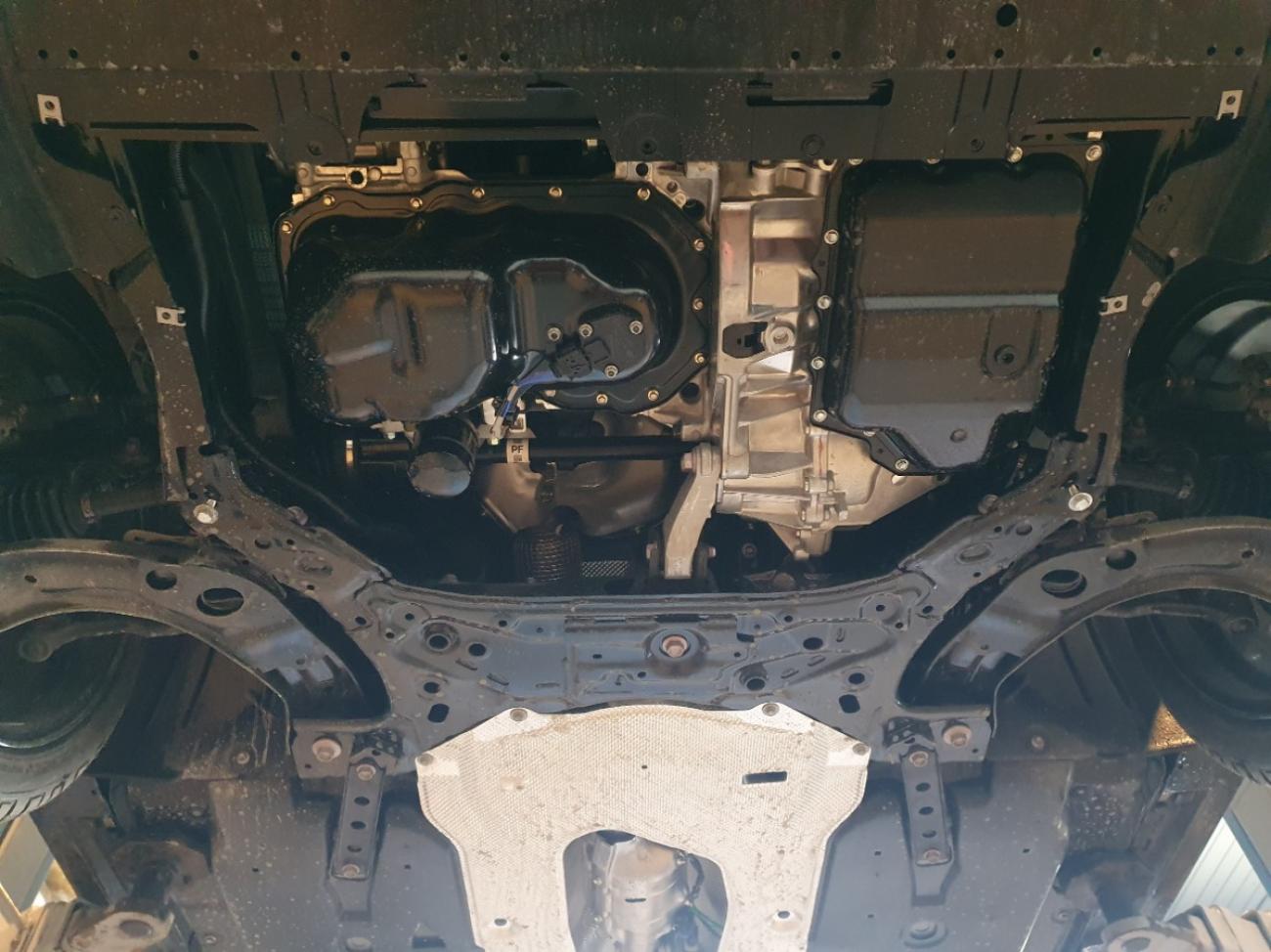 Engine skid plate Mazda 3 - 4