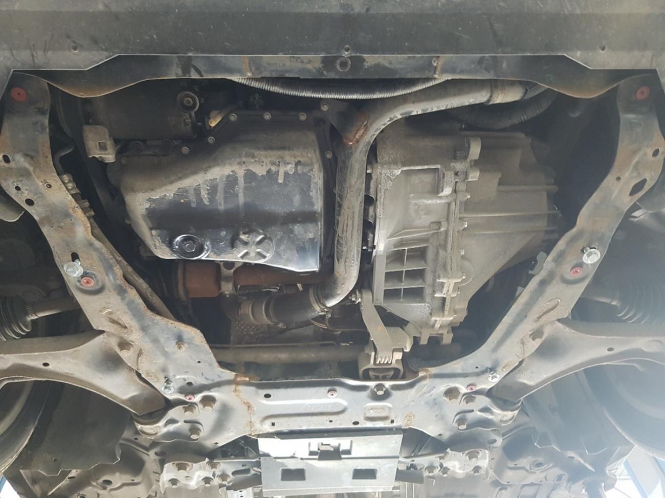 Engine skid plate Volvo V70 - 3