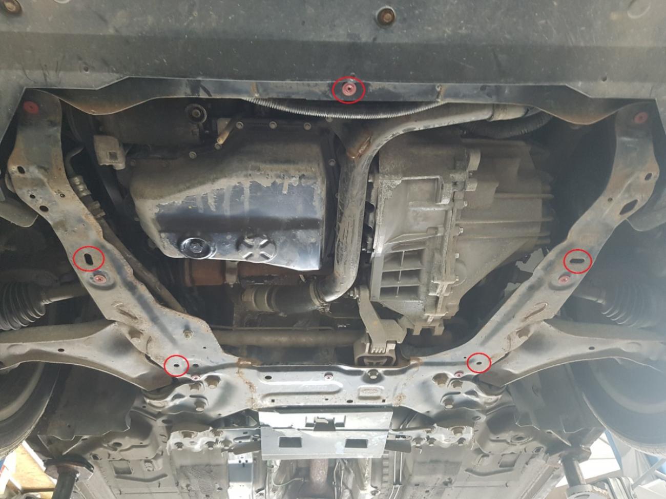 Engine skid plate Volvo V70 - 5