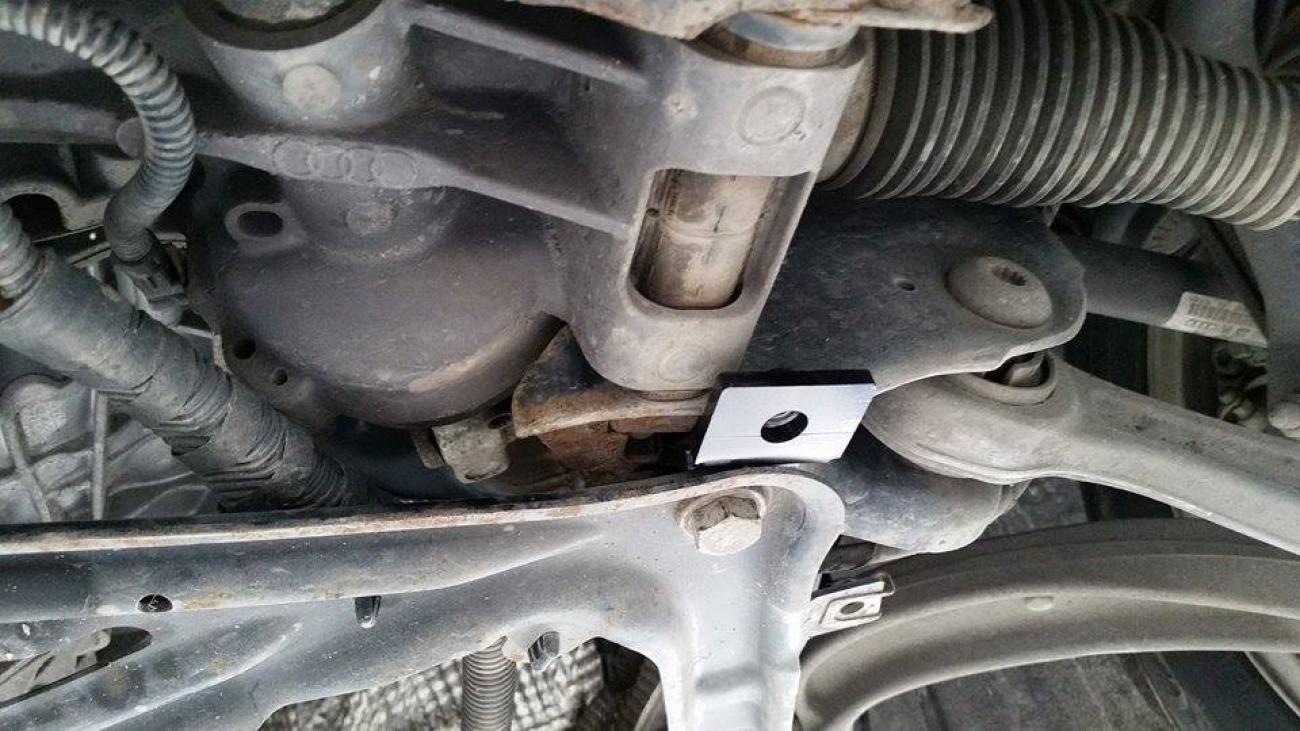 Engine skid plate Audi A6 - 6