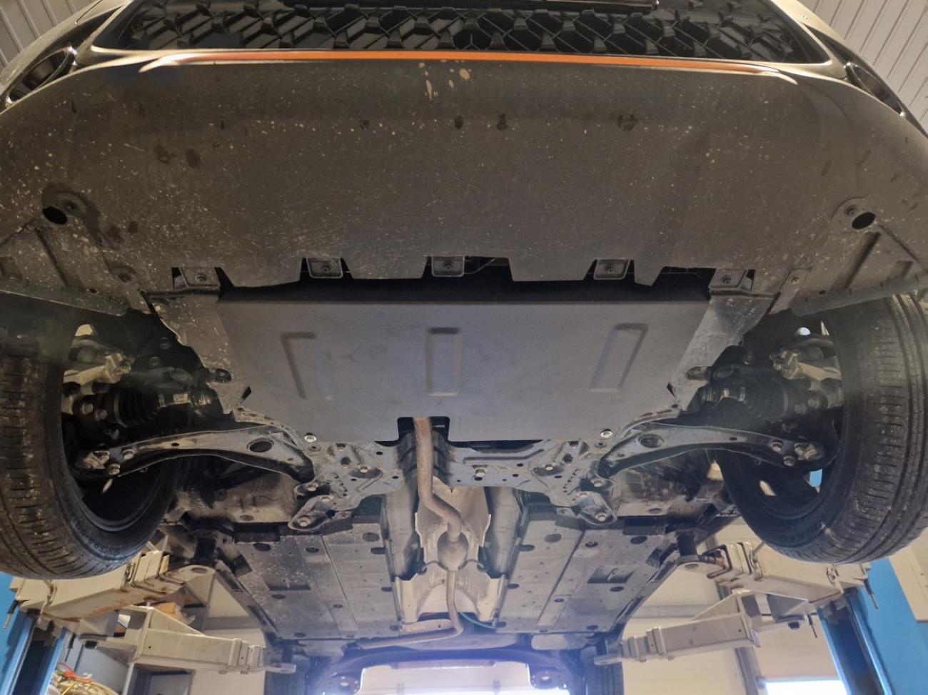 Engine skid plate Toyota Aygo X - 5