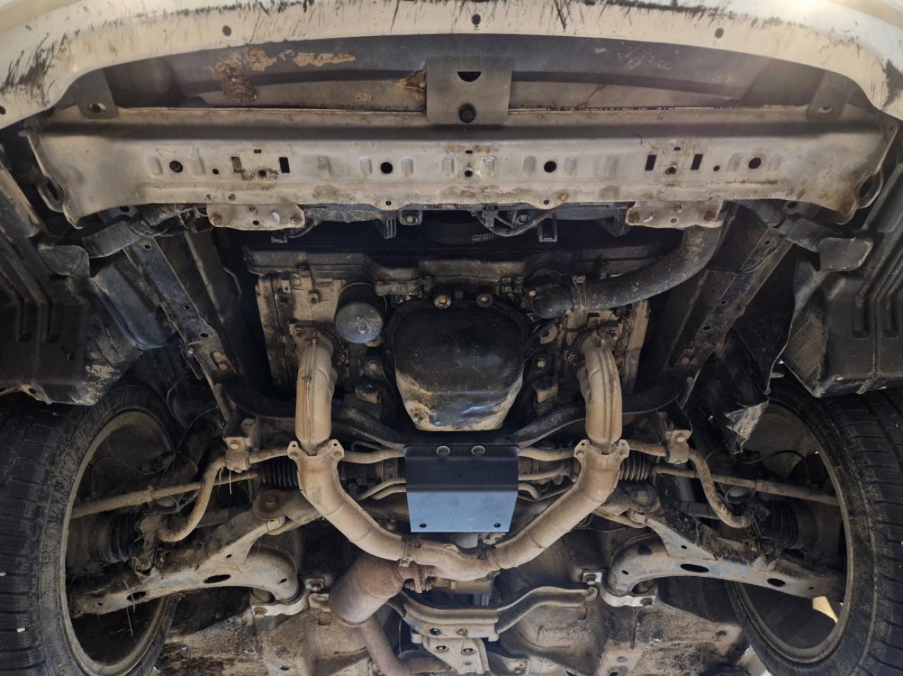 Engine skid plate Subaru Legacy III - 4