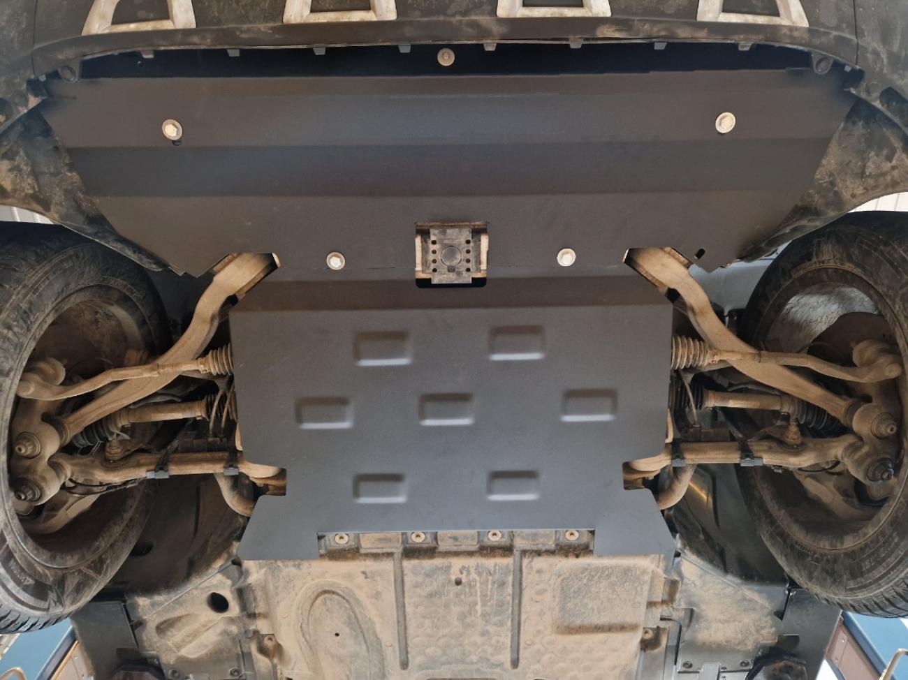 Engine skid plate Mercedes GLC Coupe X253 - 9