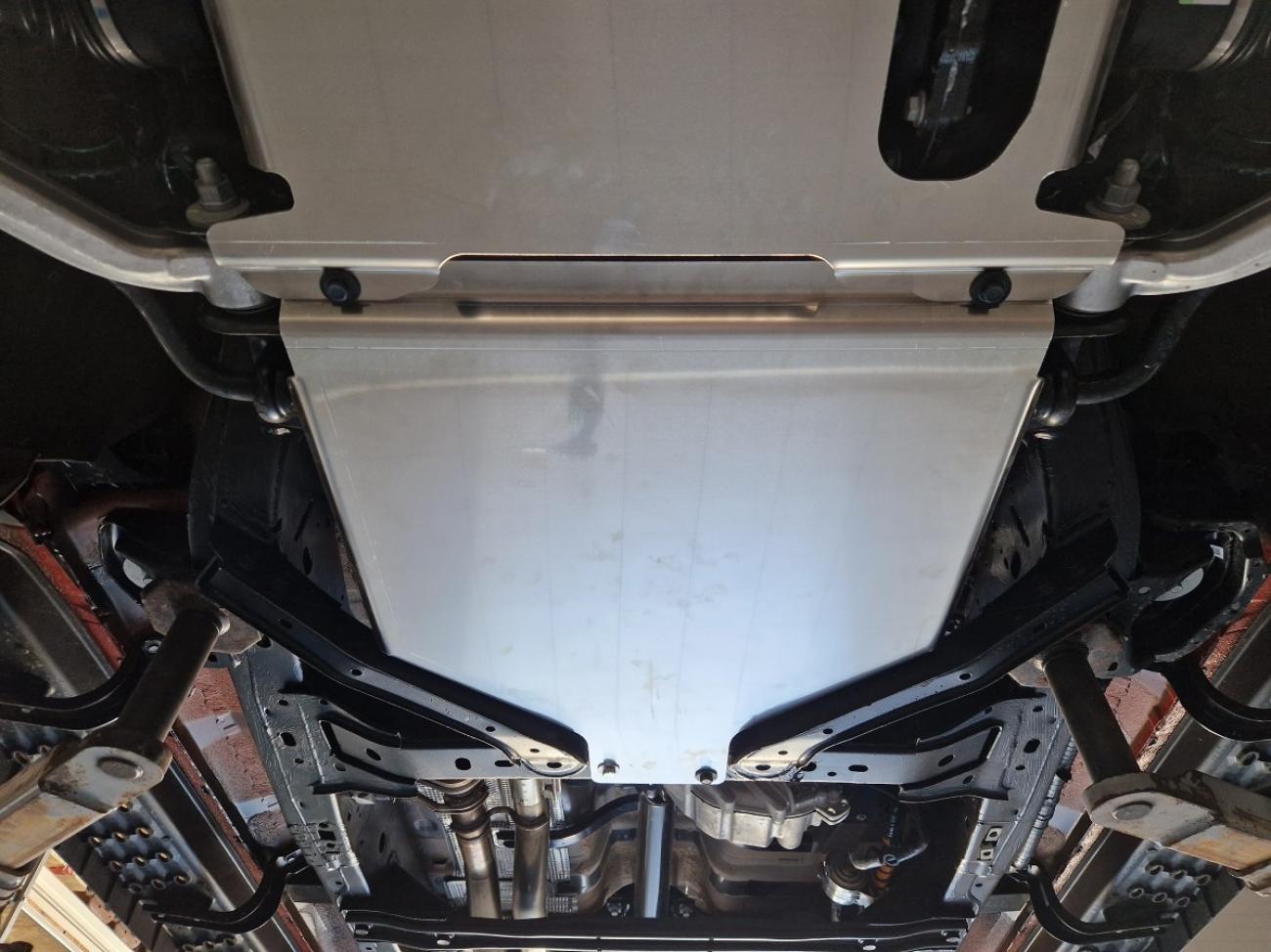 Gearbox skid plate Ford Ranger Raptor - Aluminium - 7