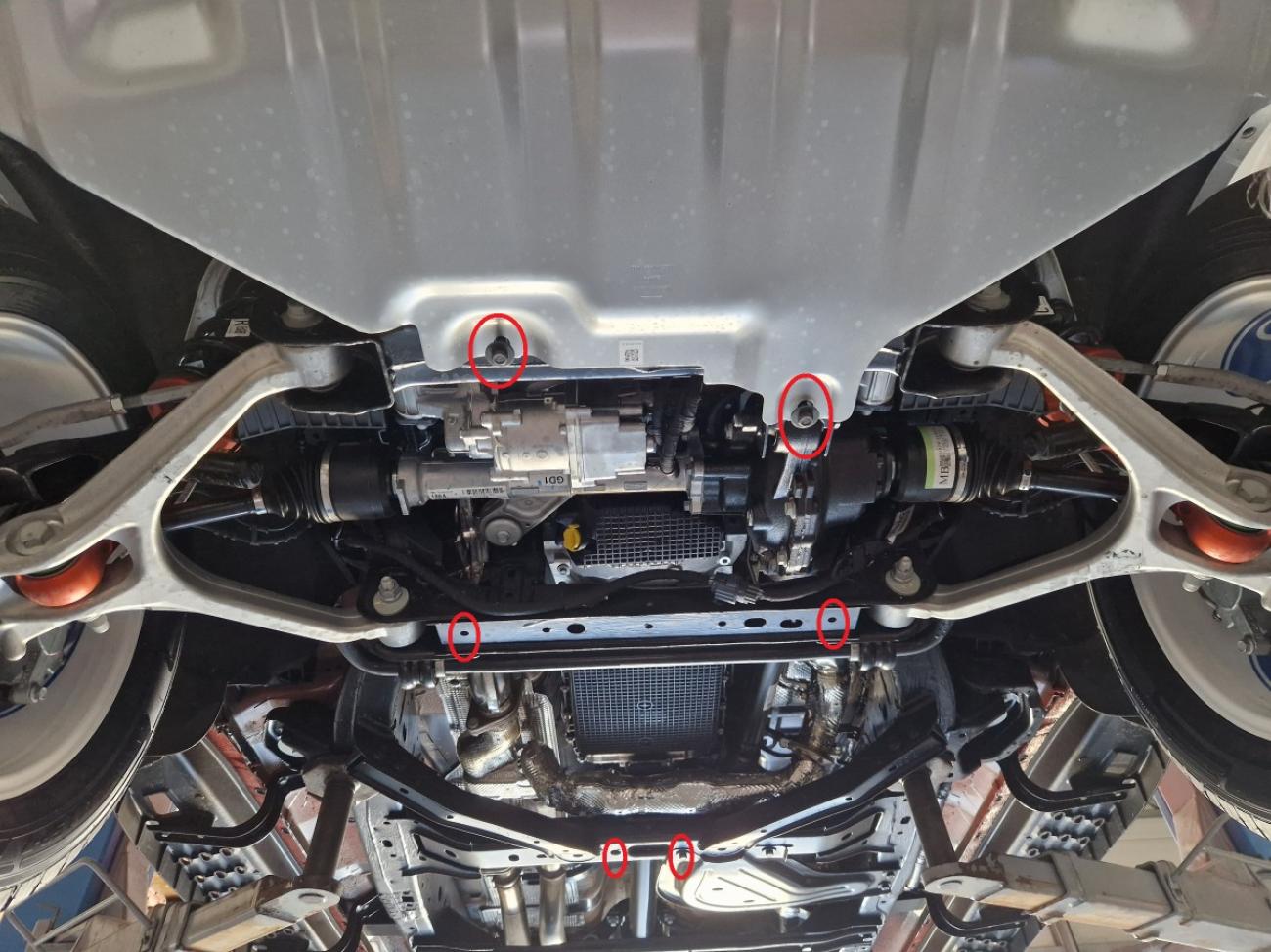 Gearbox skid plate Ford Ranger Raptor - Aluminium - 3