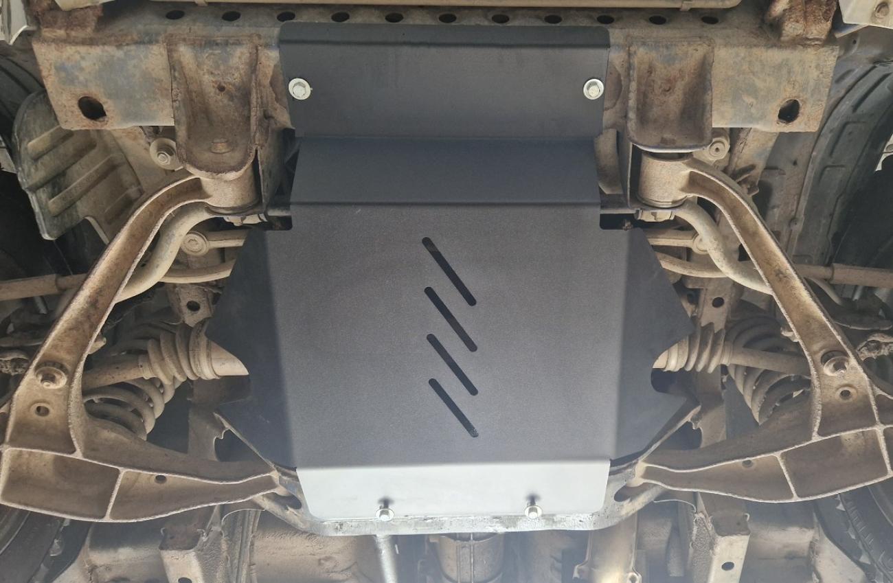 Engine skid plate Suzuki Vitara 2.0 - 4