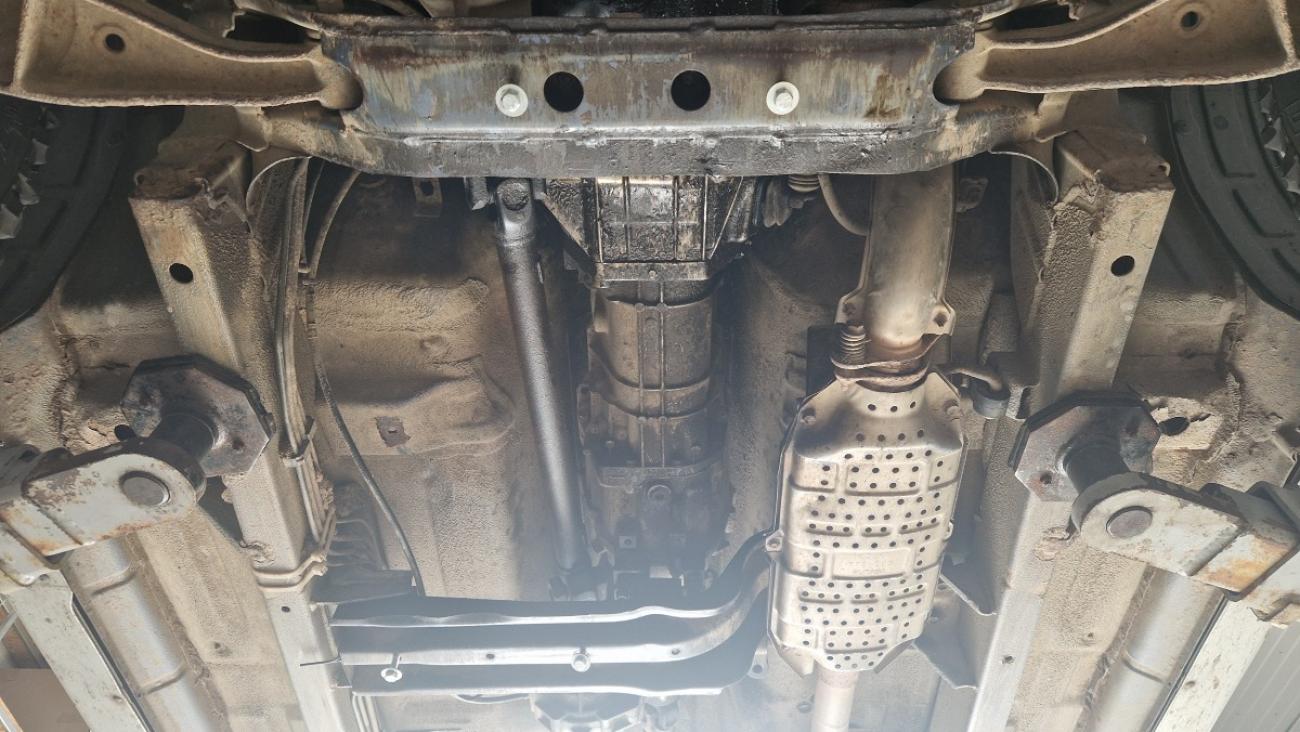 Gearbox skid plate for Suzuki Vitara 2.0 - 5