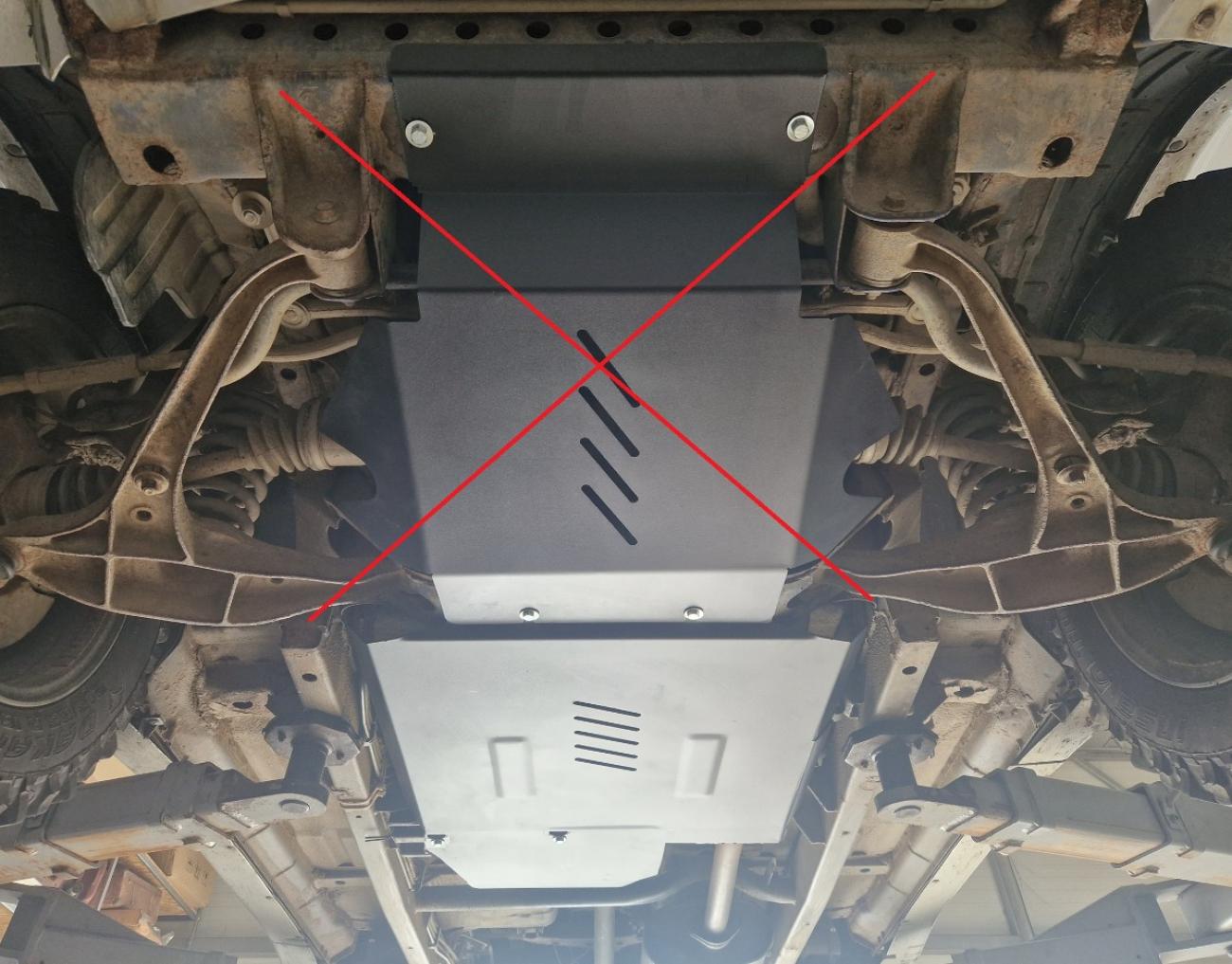 Gearbox skid plate for Suzuki Vitara 2.0 - 7