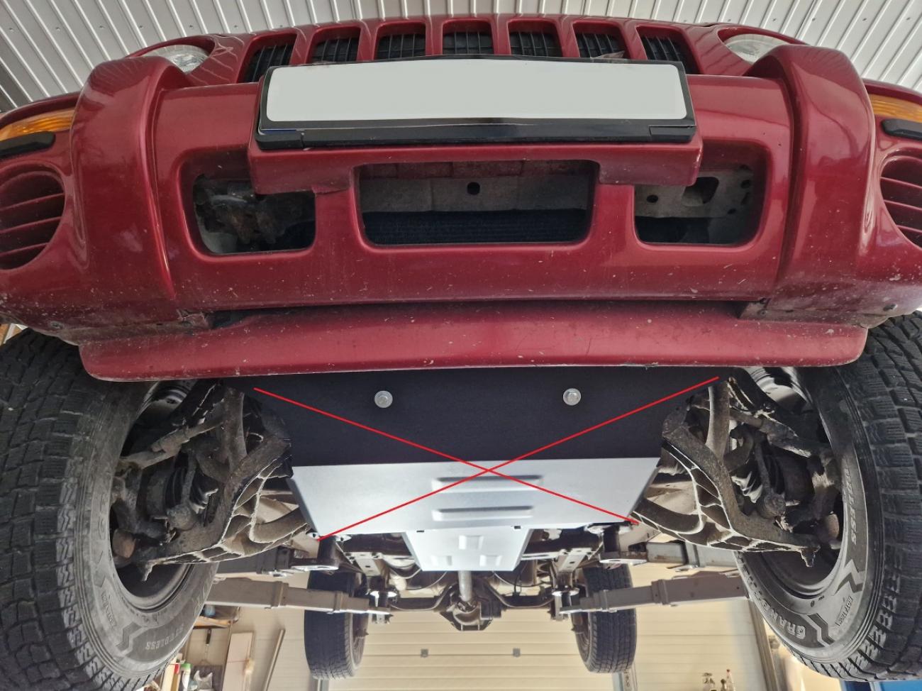 Gearbox skid plate for Jeep Cherokee - KJ - 5