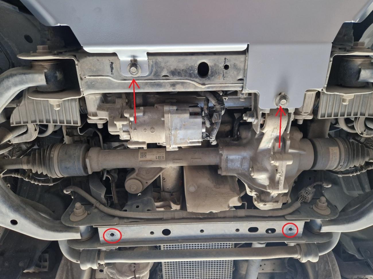 Engine skid plate Volkswagen Amarok - 3