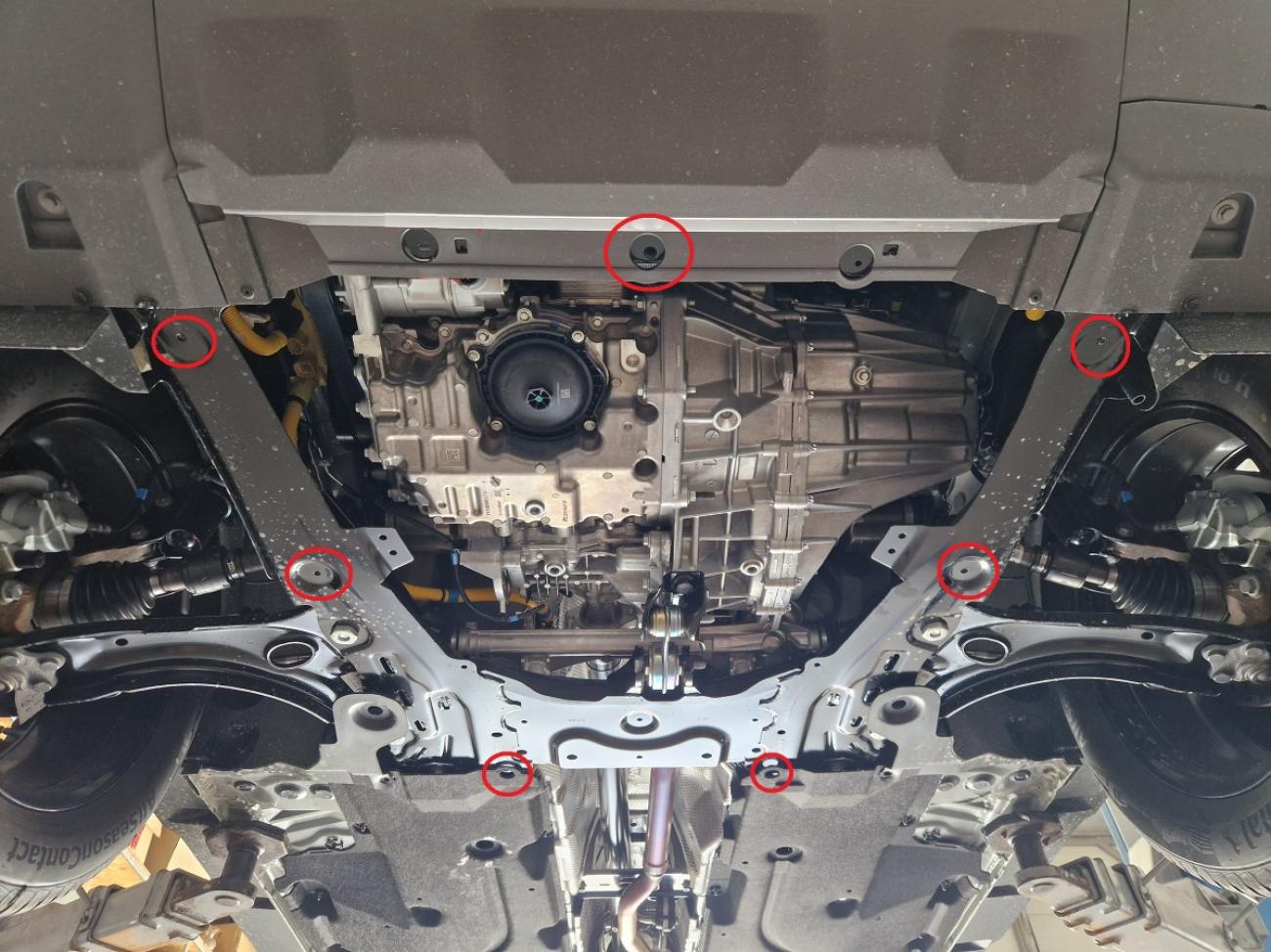 Aluminum engine skid plate Dacia Duster - 3