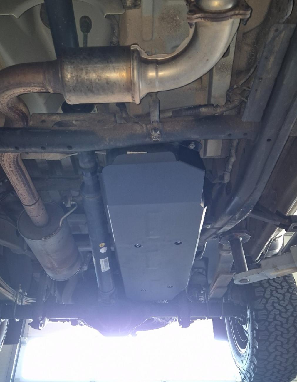 Fuel tank skid plate Volkswagen Amarok - 5