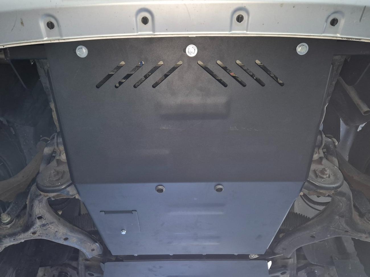 Engine skid plate Volkswagen Amarok - 7