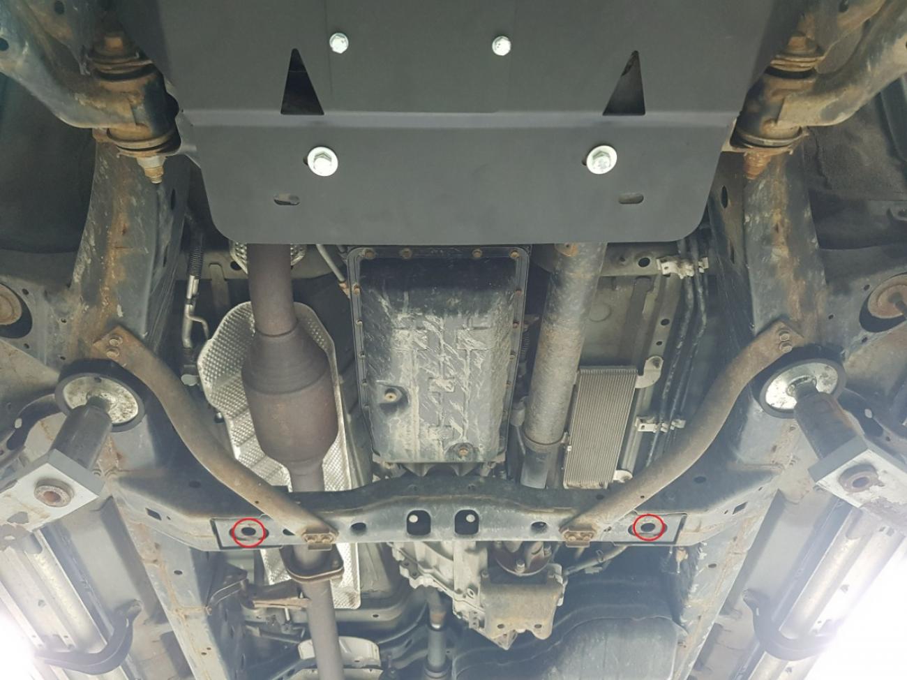 Gearbox skid plate for Lexus GX - 3