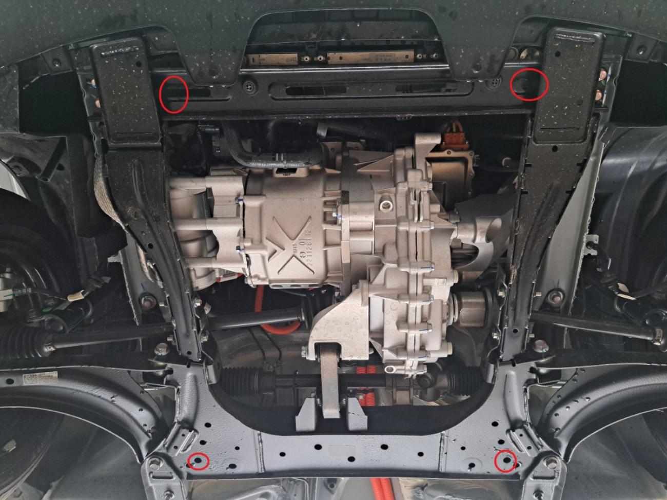 Engine skid plate Dacia Spring - 3