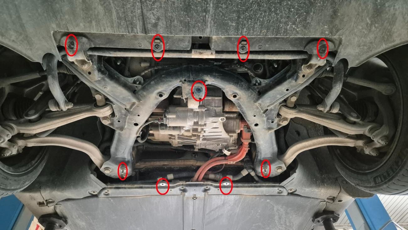 Front engine skid plate Tesla Model Y AWD - 3