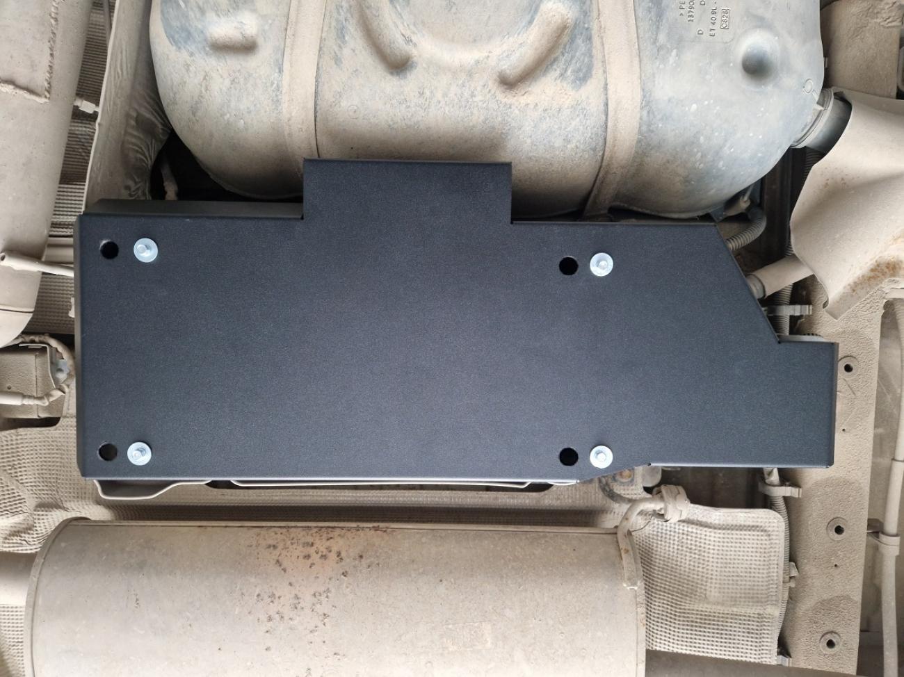 AdBlue tank skid plate Toyota Proace Max - P1001282 - 5
